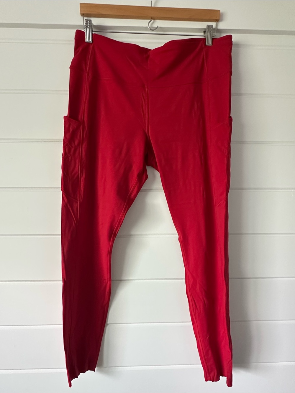 lululemon athletica sz 14 Bright Red High-Rise, Side Pocket Leggings